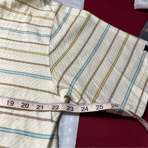 Tiger Woods Golf POLO Shirt beige Tan Blue Horizontal Striped Cotton mens
Medium - Picture 10 of 16